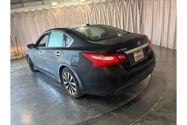 $10999 : Nissan Altima 2017 2.5 SV 4d image 7