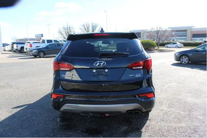 $15987 : Hyundai SANTA FE Sport 2018 image 8