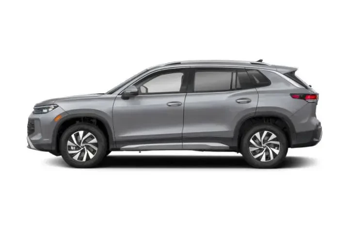 $32862 : Volkswagen Tiguan 2026 S 4dr image 3