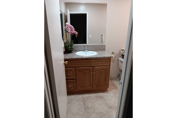 $700 : EL MONTE image 5