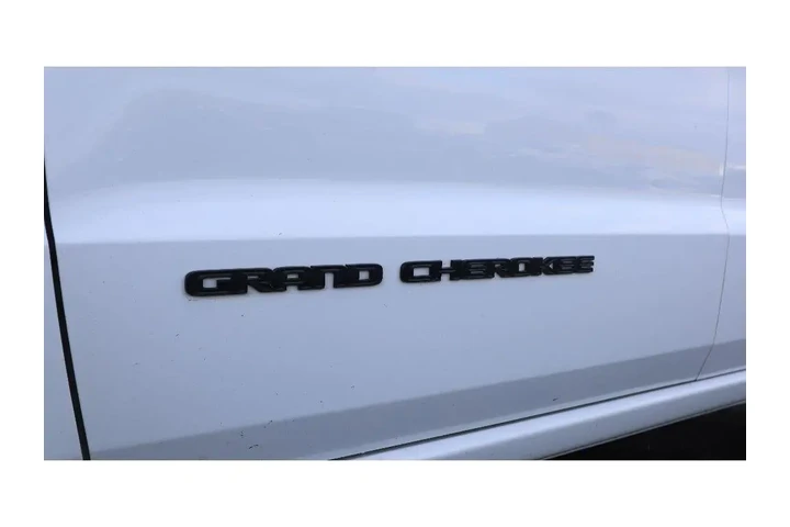 $24999 : Jeep Grand Cherokee 2021 4x2 image 9