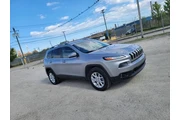 $7999 : 2017 Cherokee Latitude thumbnail