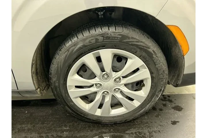 $16507 : Kia Soul 2023 LX 4dr Crossov image 8