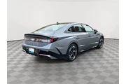 $20705 : Hyundai SONATA 2024 SEL 4dr thumbnail