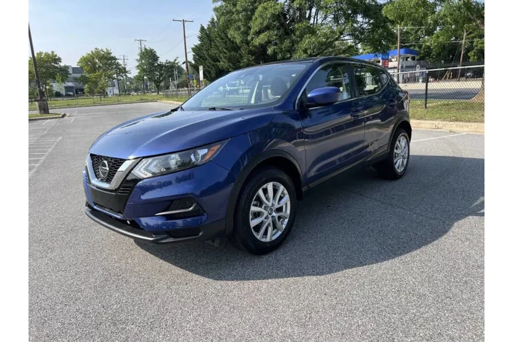 $11900 : 2021 Rogue Sport S image 3