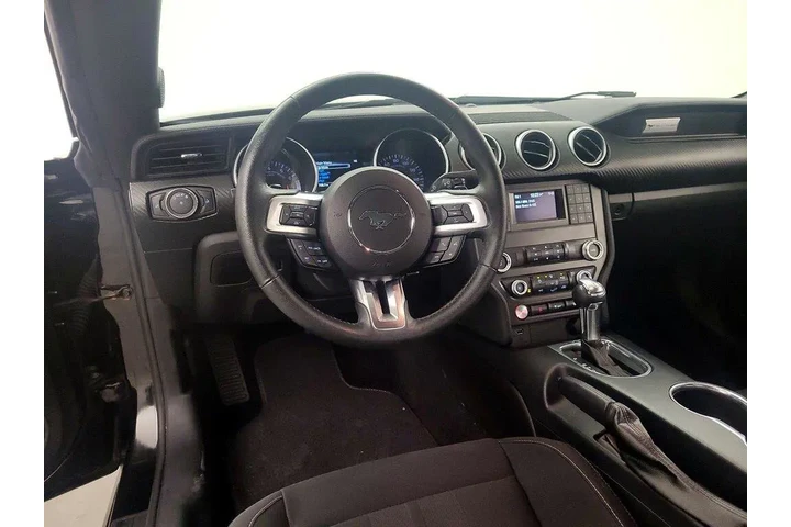 $19998 : Ford Mustang 2019 EcoBoost 2 image 10