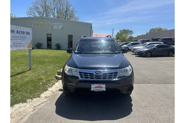 $6900 : 2011 Forester 2.5X Premium image 10