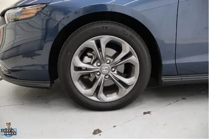$25995 : Honda Accord 2024 EX 4dr Sed image 10