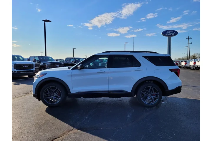 $39698 : Ford Explorer 2025 AWD ST-Li image 7