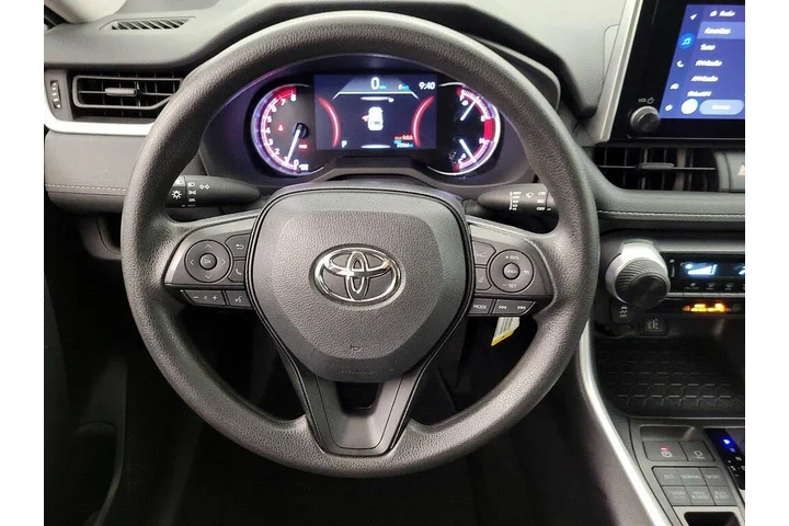 $26998 : Toyota RAV4 2024 AWD LE 4dr image 10