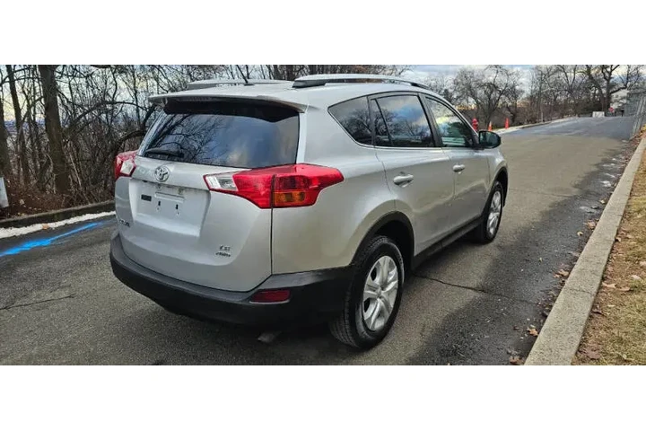 $5795 : 2013 RAV4 LE image 3