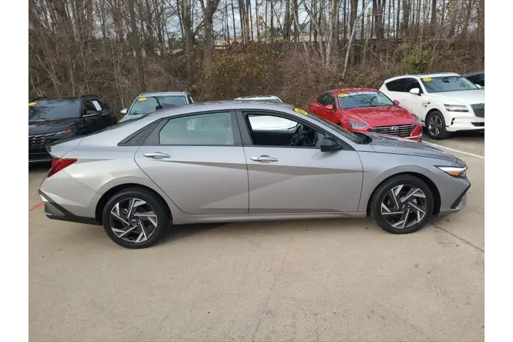 $20500 : Hyundai ELANTRA 2025 SEL Spo image 4