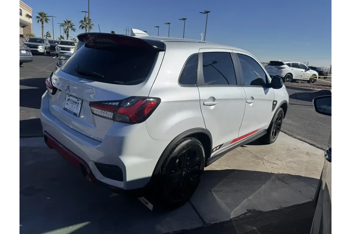 $21266 : Mitsubishi Outlander Sport 2 image 5