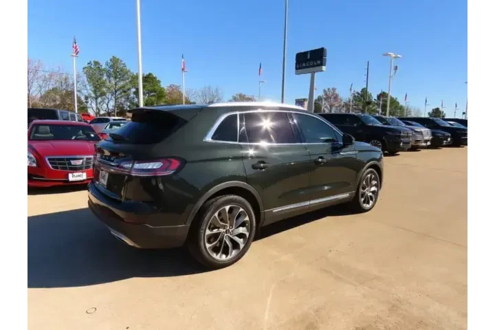 $37911 : Lincoln Nautilus 2022 AWD Re image 9