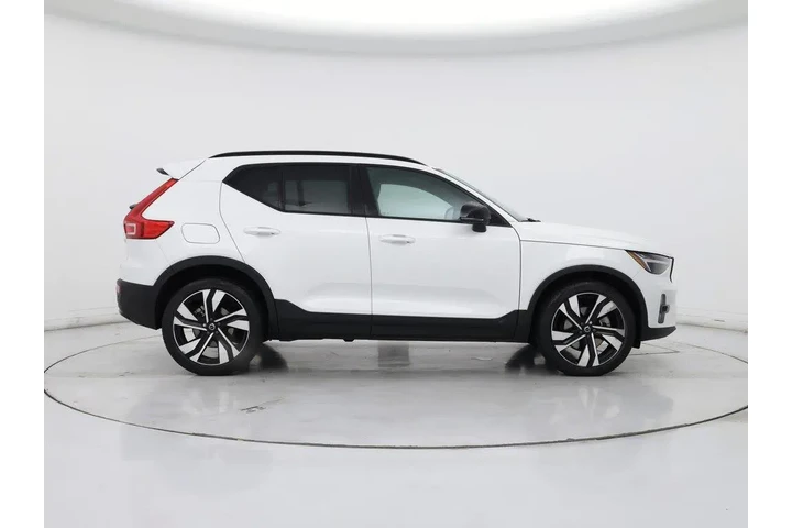 $30998 : Volvo XC40 2023 AWD B5 Plus image 7