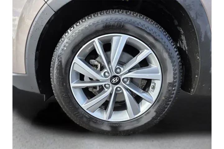 $18166 : Hyundai SANTA FE 2020 SEL 4d image 10