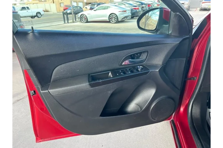 2014 Cruze 2LT Auto image 10