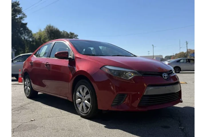 2015 Corolla LE image 7