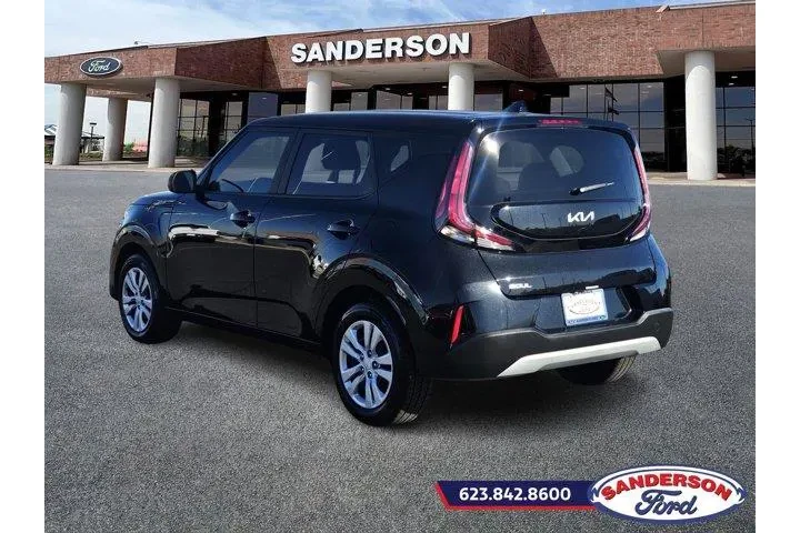 $17888 : Kia Soul 2023 LX 4dr Crossov image 5