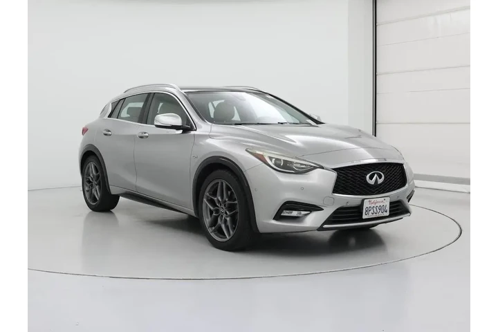 $13998 : INFINITI QX30 2017 Premium 4 image 1