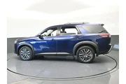 $24991 : Nissan Pathfinder 2022 SL 4d thumbnail
