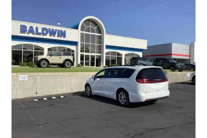 $35950 : Chrysler Pacifica 2023 Limit image 5