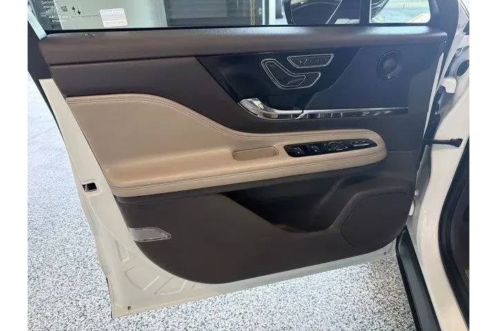 $22999 : Lincoln Corsair 2020 Reserve image 5