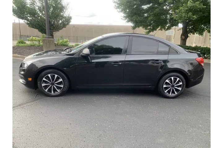 $5995 : 2016 Cruze Limited LS Auto image 3