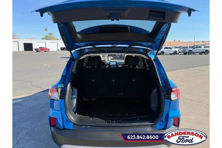 $16888 : Ford Escape 2020 AWD SE 4dr image 9