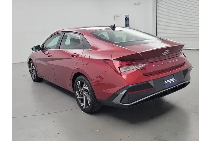 $19998 : Hyundai ELANTRA 2024 SEL 4dr image 7