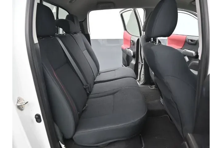 $24994 : Toyota Tacoma 2019 4x2 SR5 4 image 10