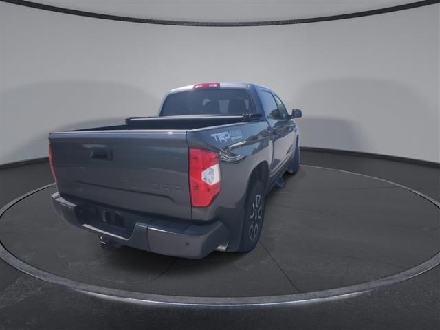 $29500 : PRE-OWNED 2017 TOYOTA TUNDRA image 8