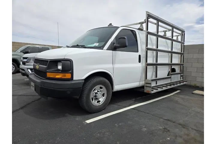 $13991 : Chevrolet Express 2016 2500 image 2
