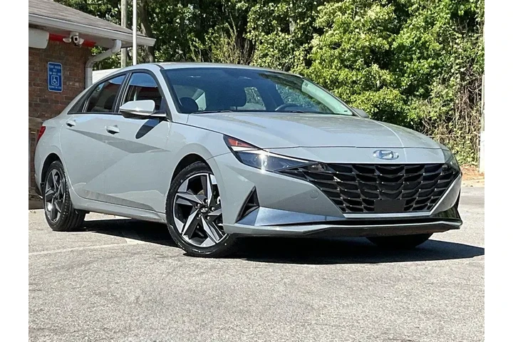 $18485 : Hyundai ELANTRA 2022 SEL 4dr image 3