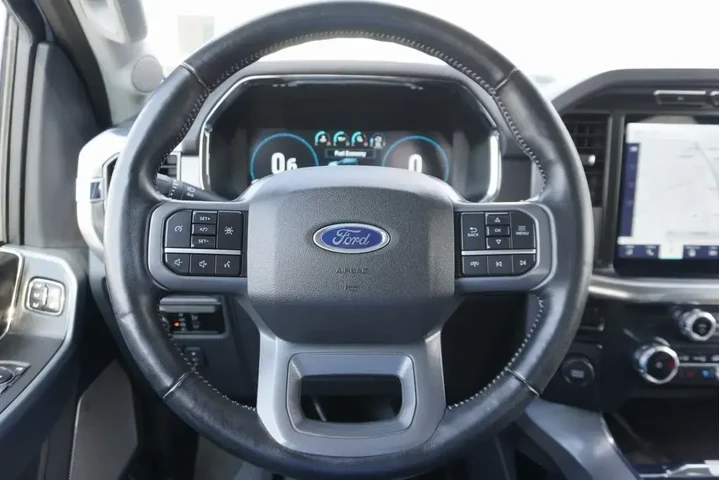 $39988 : Ford F-150 2023 4x2 Lariat 4 image 10