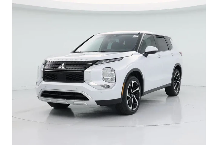 $25998 : Mitsubishi Outlander 2023 SE image 4