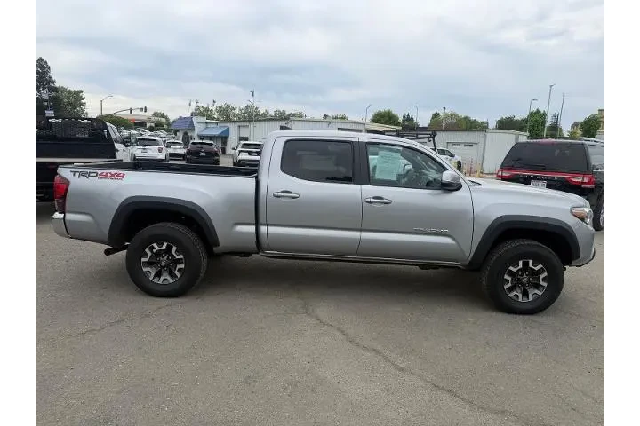 $33500 : Toyota Tacoma 2019 4x4 TRD O image 6
