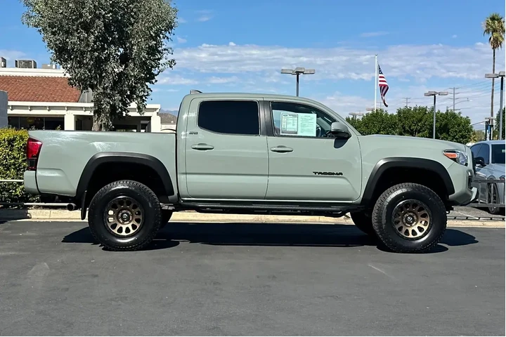 $36995 : Toyota Tacoma 2023 4x4 SR V6 image 3