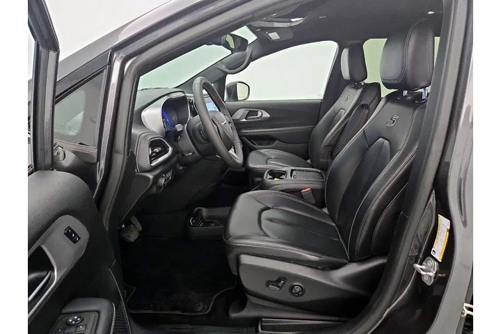 $32998 : Chrysler Pacifica 2023 Touri image 9