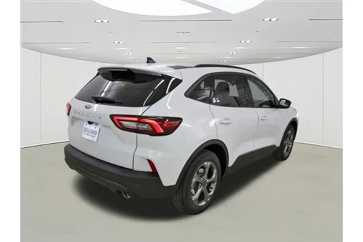 $26098 : Ford Escape 2025 ST-Line 4dr image 4