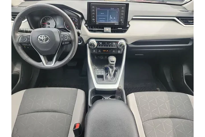 $25895 : Toyota RAV4 2020 AWD XLE 4dr image 8