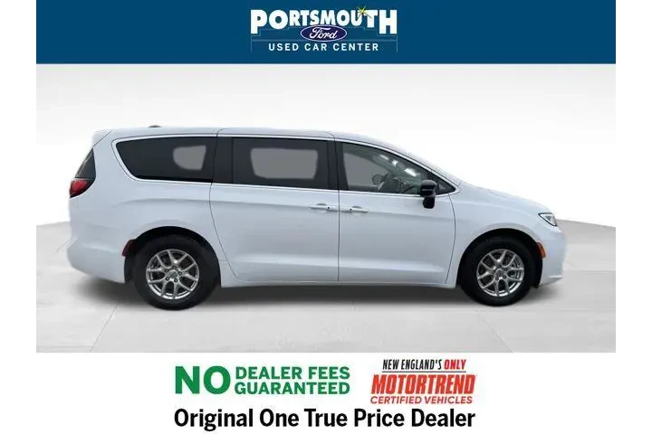$28995 : Chrysler Pacifica 2024 Touri image 6
