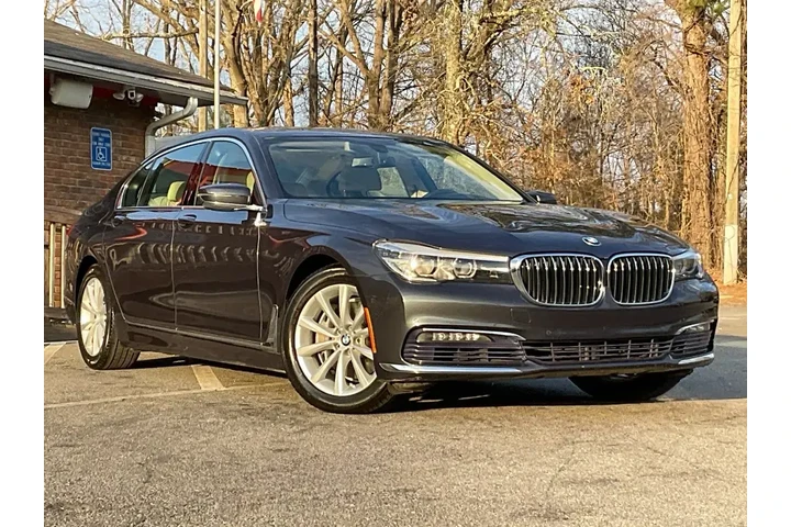 $18985 : BMW 7 Series 2016 740i 4dr S image 3