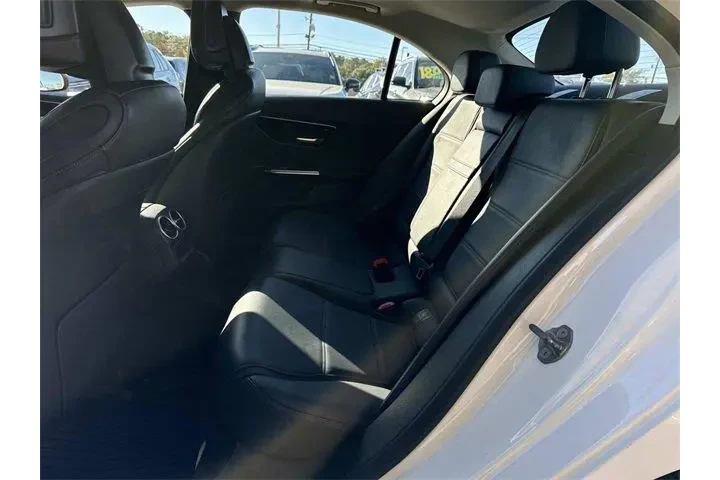 $32629 : Mercedes-Benz C-Class 2022 C image 7