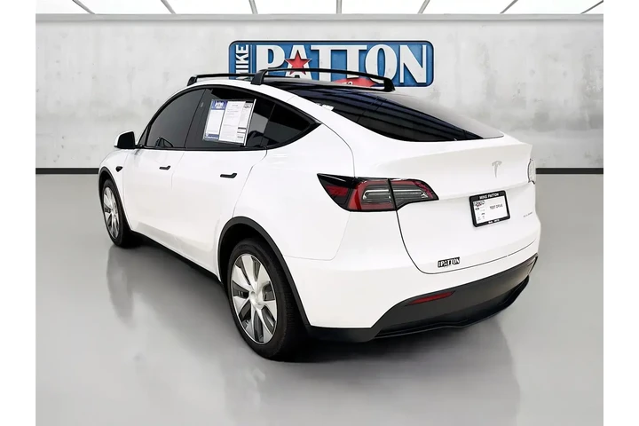 $28971 : Tesla Model Y 2023 AWD Long image 5