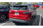 $31984 : Jeep Compass 2025 4x4 Limite thumbnail