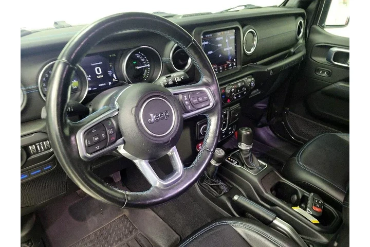 $29998 : Jeep Wrangler Unlimited 2021 image 9