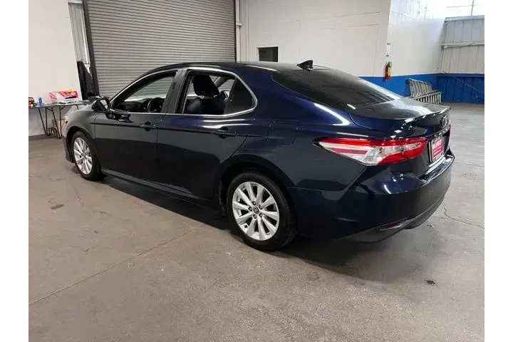 $19470 : Toyota Camry 2020 LE 4dr Sed image 5