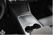 $31795 : Tesla Model Y 2023 4dr Cross thumbnail