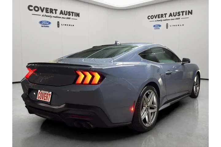 $29881 : Ford Mustang 2024 EcoBoost 2 image 5